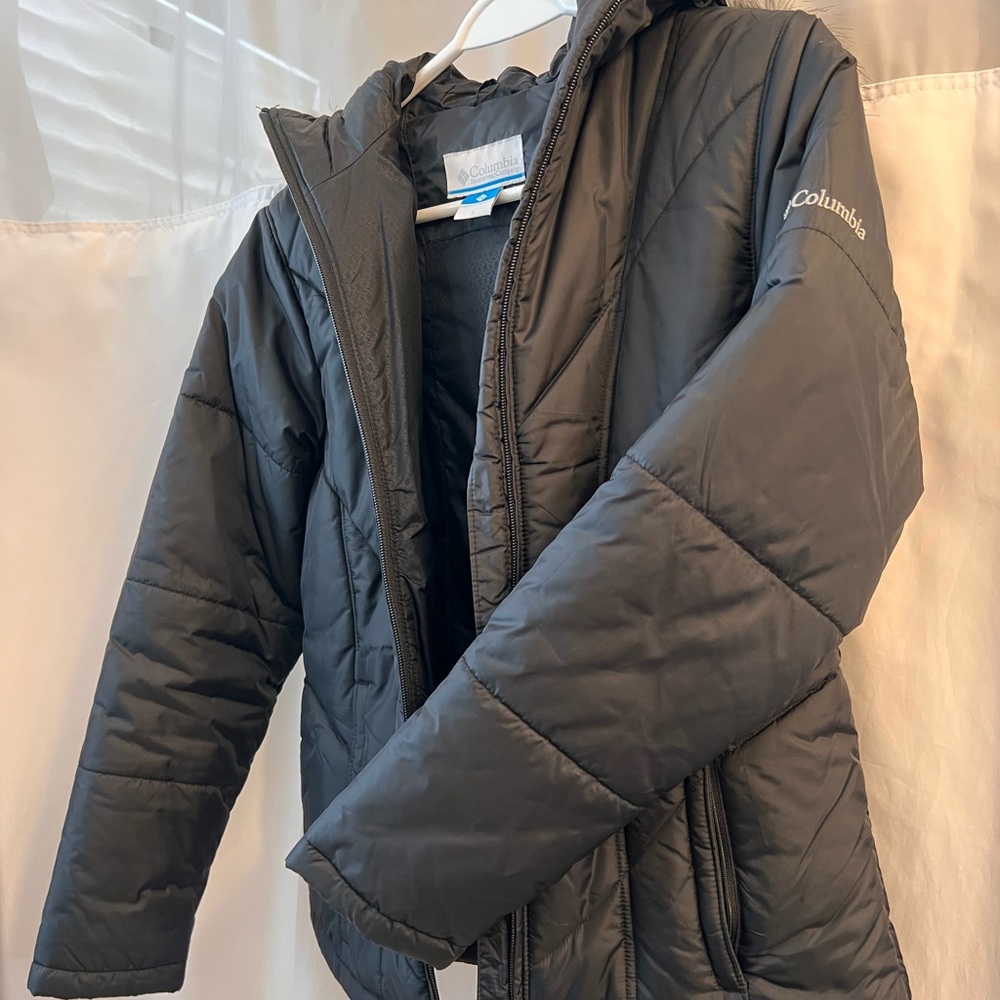 Columbia Black Small Women’s Coat with Removable Fur Hood - Picture 2 of 10